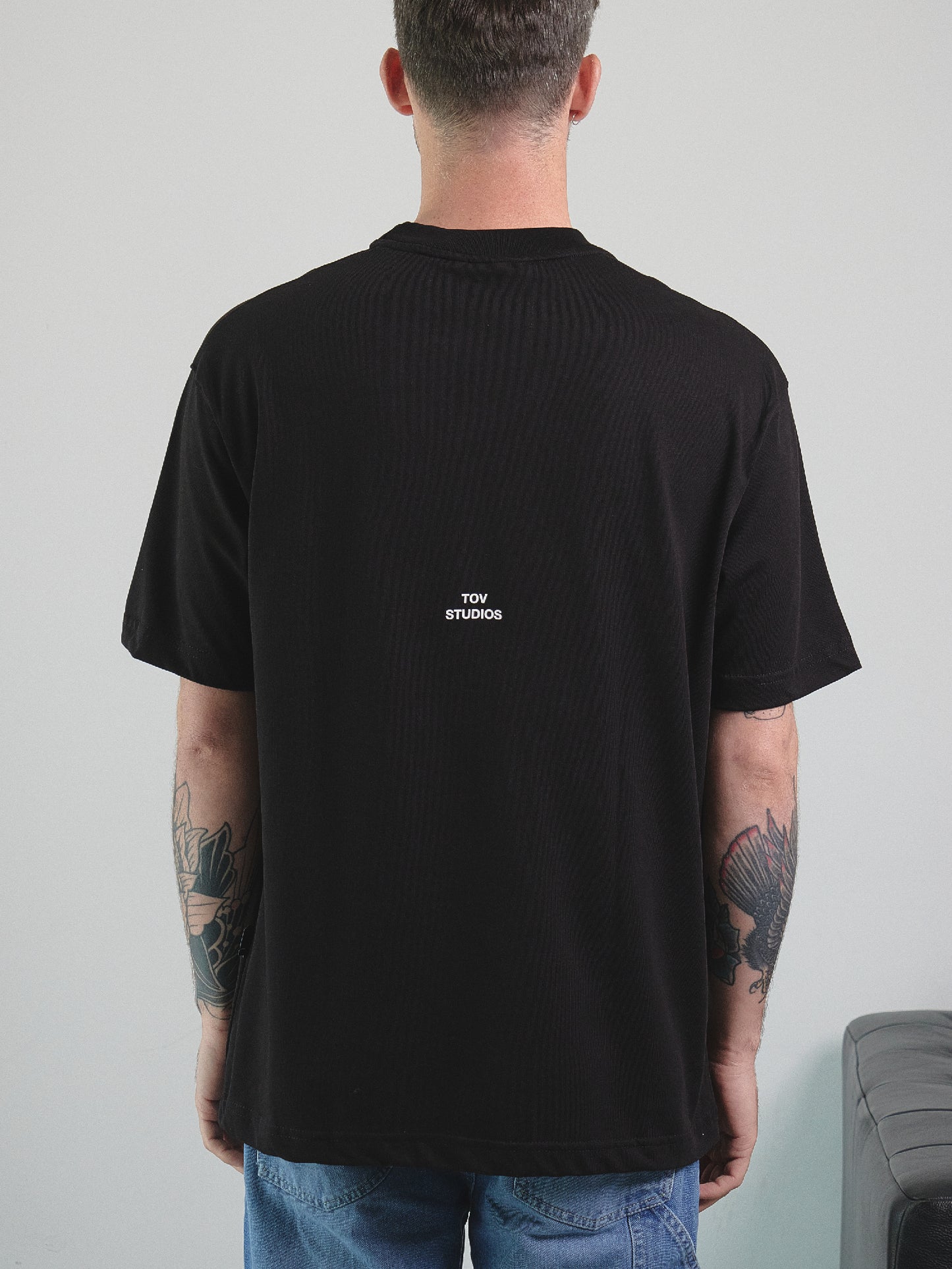 REGULAR FIT TOV STUDIOS - NEGRO
