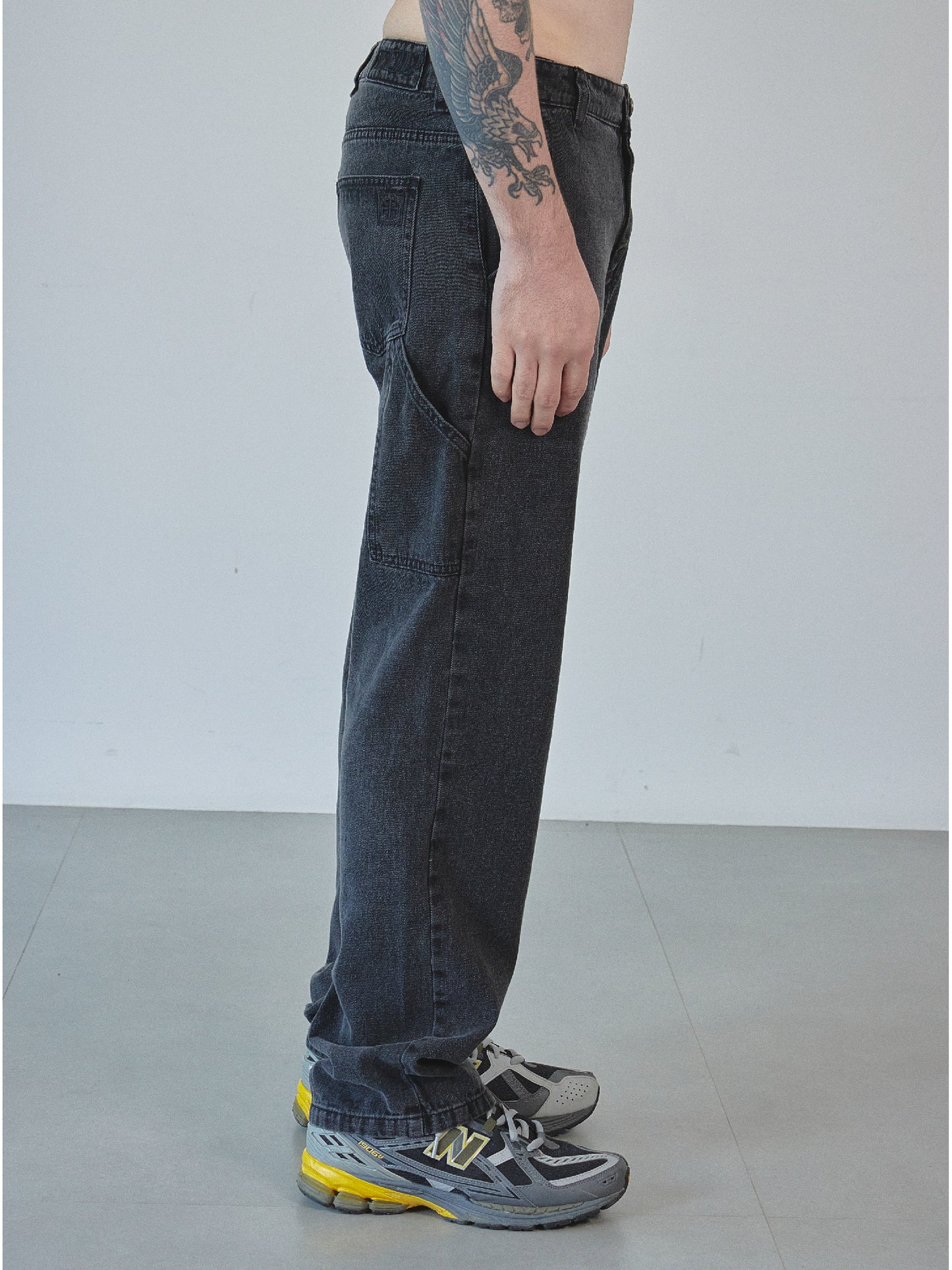 JEAN ANCHO CARPINTERO - NEGRO