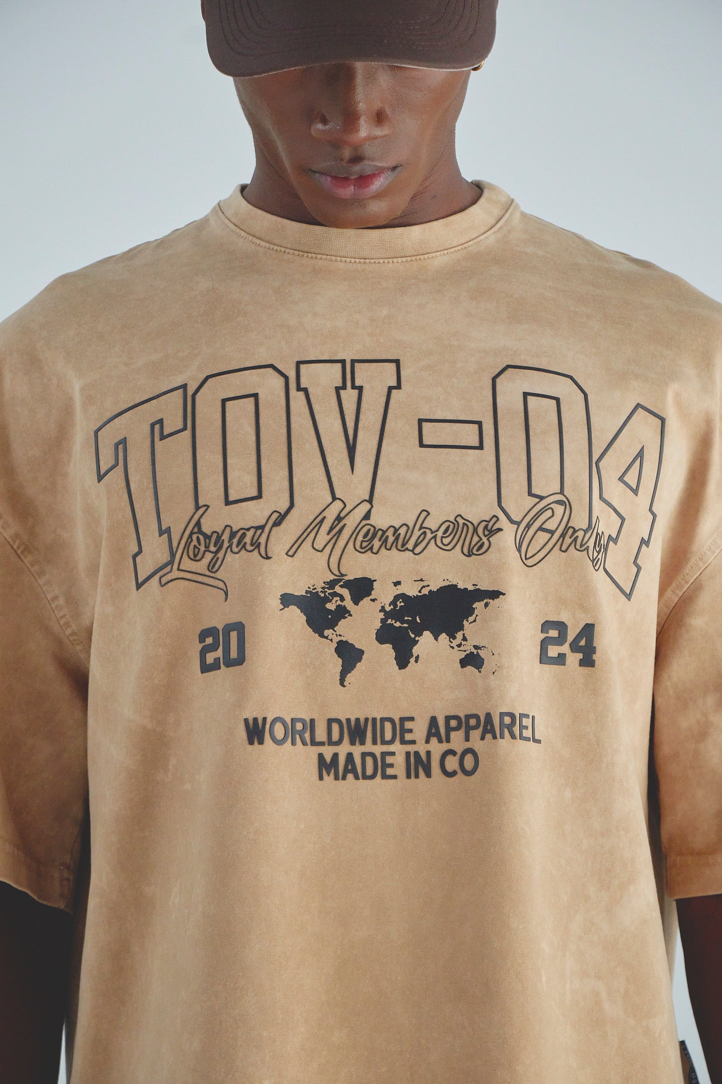 CAMISETA ACID WASH MAPA - BEIGE